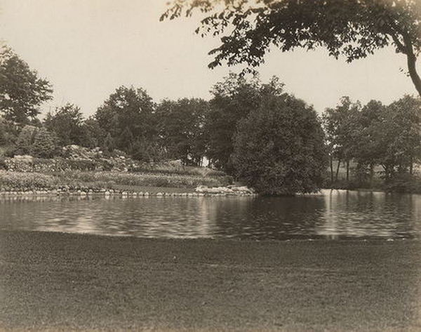 Brook Lodge - Historical Photo From Upjohn (newer photo)